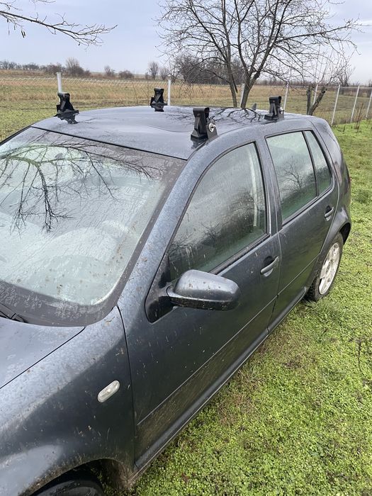 Vând sau schimb golf 4 fără acte 1.6 16v si gaz