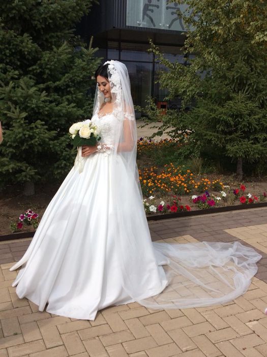 Свадебное платье