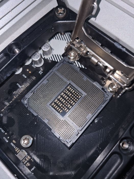 Плата ASRock B460M Pro4+i3-10100f+Кулер