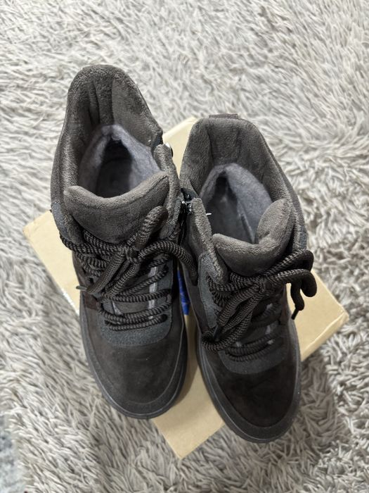 Ботинки зимние женские