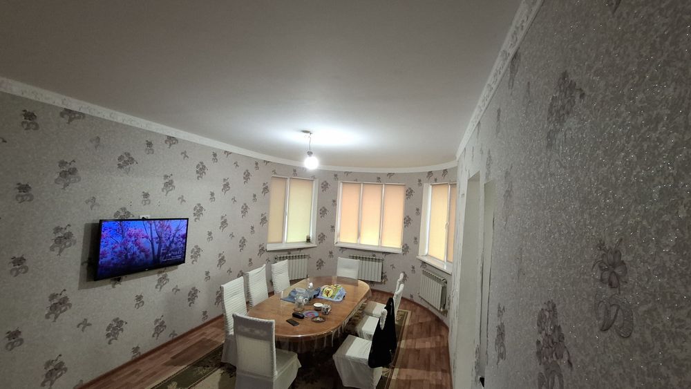 Кең үи сатылады,