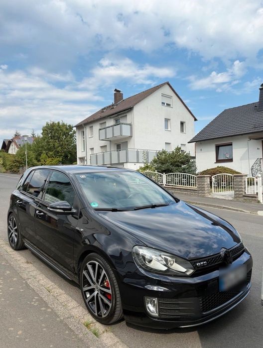 VOLKSWAGEN Golf 2012 — imagine 2