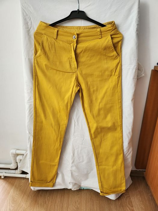 Pantaloni de dama
