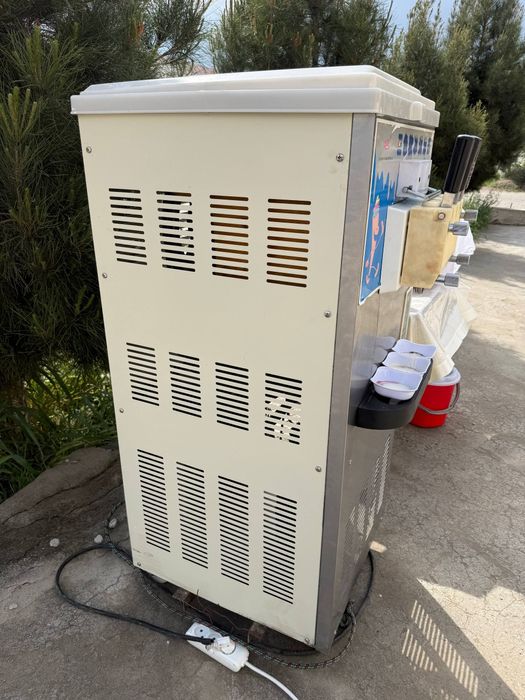 Frezer aparat sotiladi.