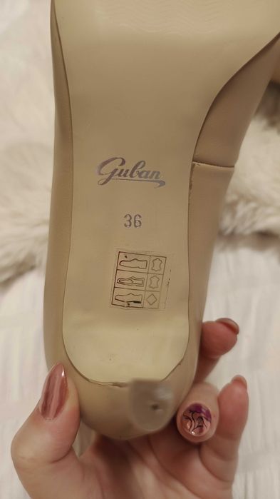 Pantofi Guban noi, piele