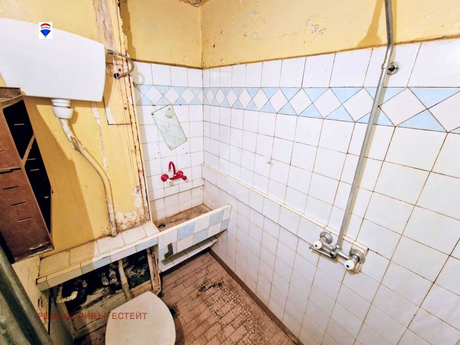 Продава се Едностаен апартамент в Русе, Възраждане - 42 кв.м за 1284 €/кв.м - Снимка #14