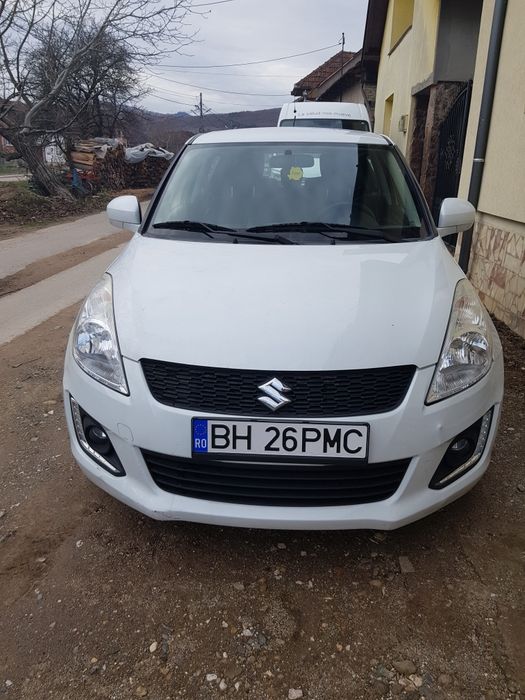 Vând Suzuki Swift