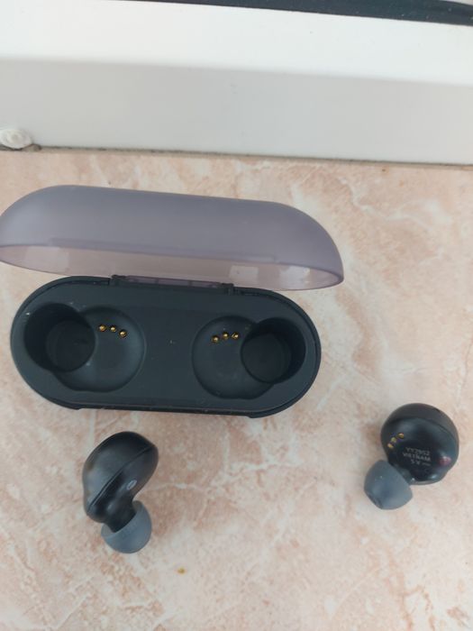 Vand casti Sony c500 în stare perfecta de funcționare