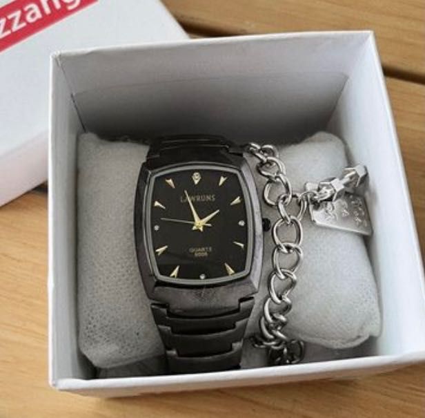 Очень хорошийе часы