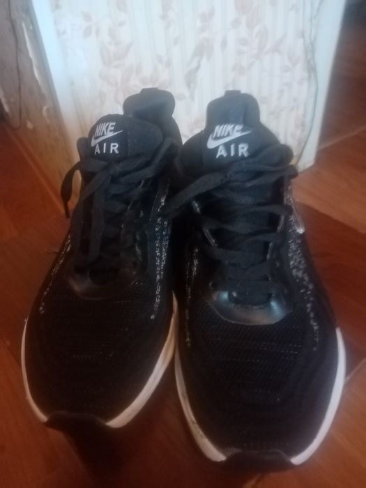 Кроссовки мужские