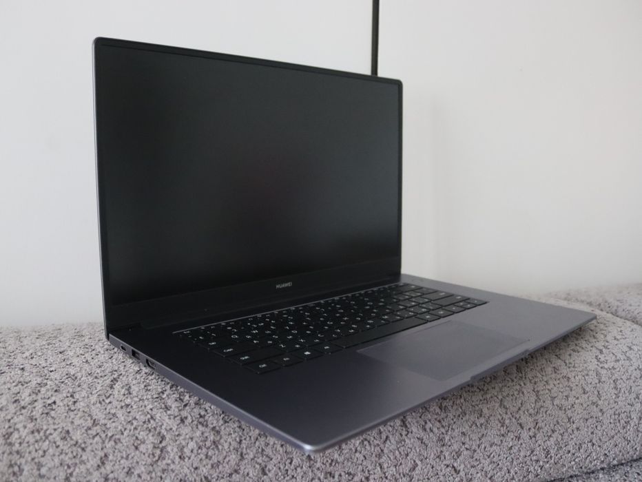 ноутбук Huawei MateBook D15