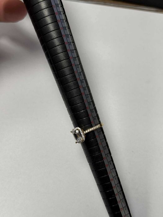 Продавам Златен Дамски Пръстен 14к 585