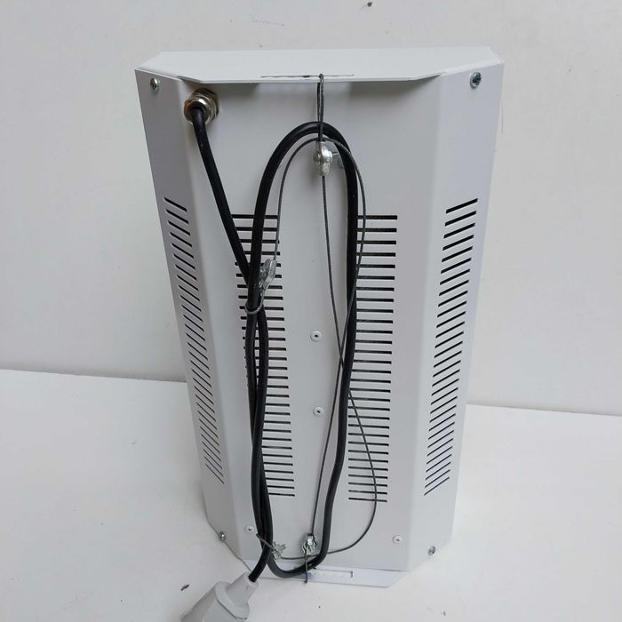 НАЙ ДОБРАТА ОФЕРТА Индустриална халогенна лампа прожектор