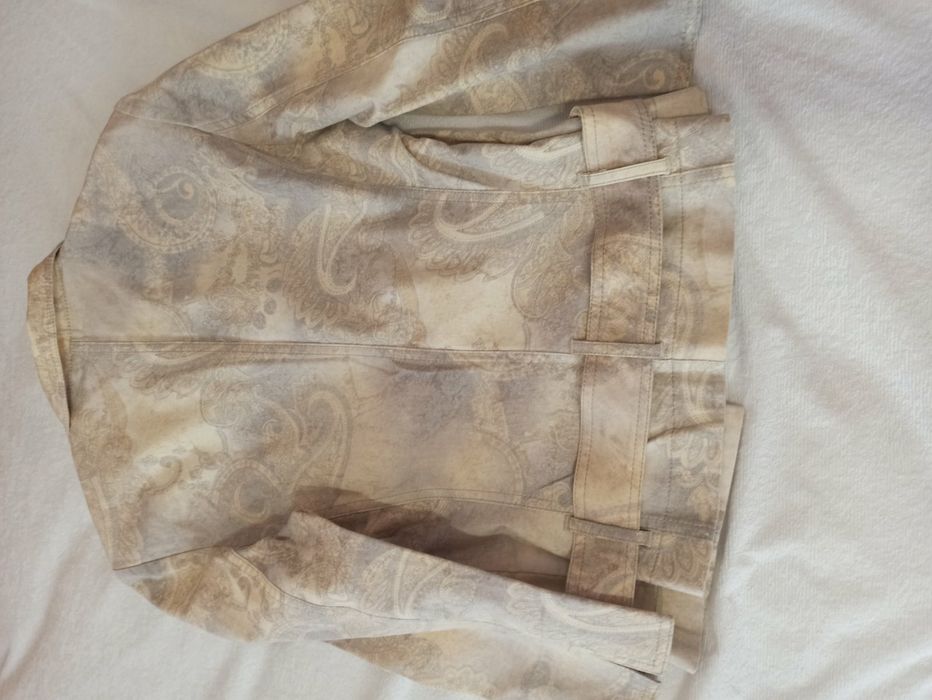 Дамски костюм Kensol