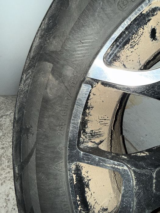 Продаю шины с диском