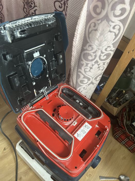 Строительный пылесос BOSCH