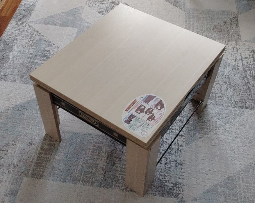 Журнальный столик