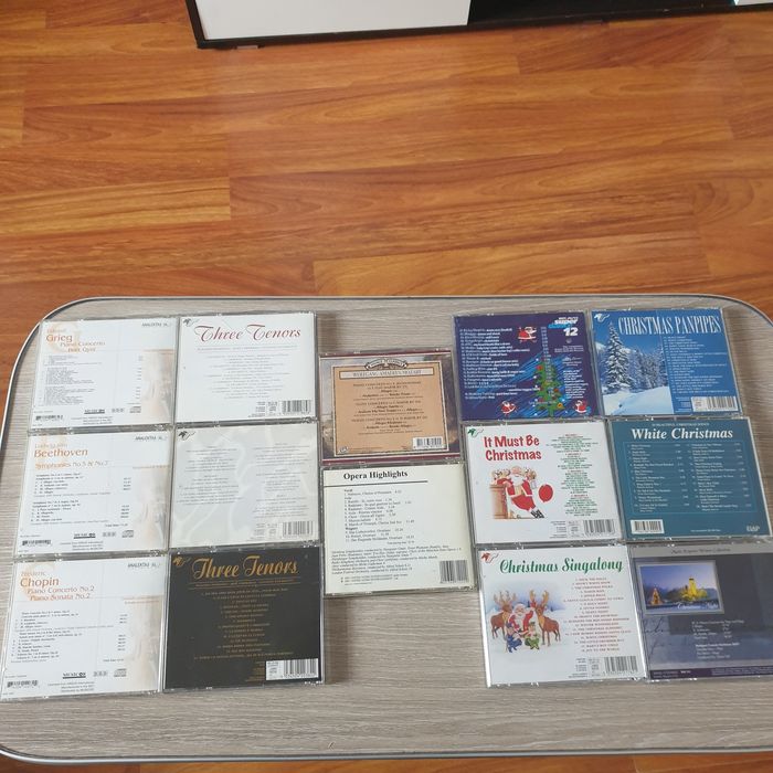CD-uri românești și internationale