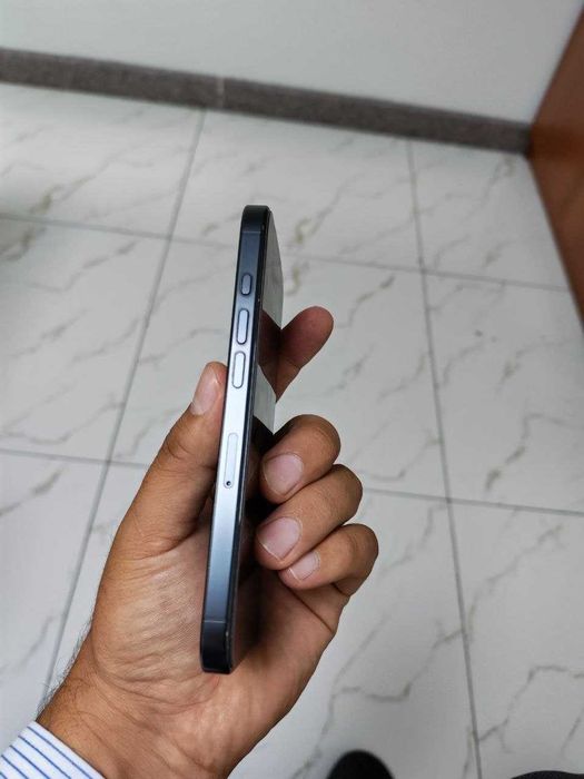 Iphone 16 pro J/A SIM Тозза