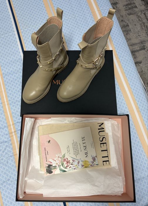Ghete dama Musette Sylvia