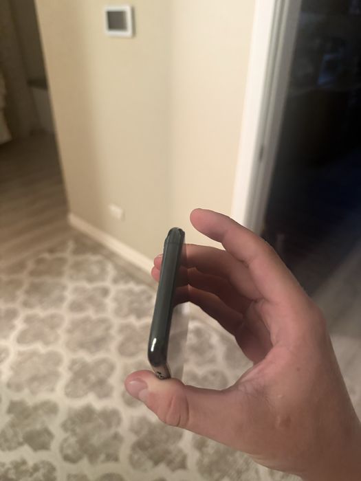 Iphone 11 в отличном состоянии