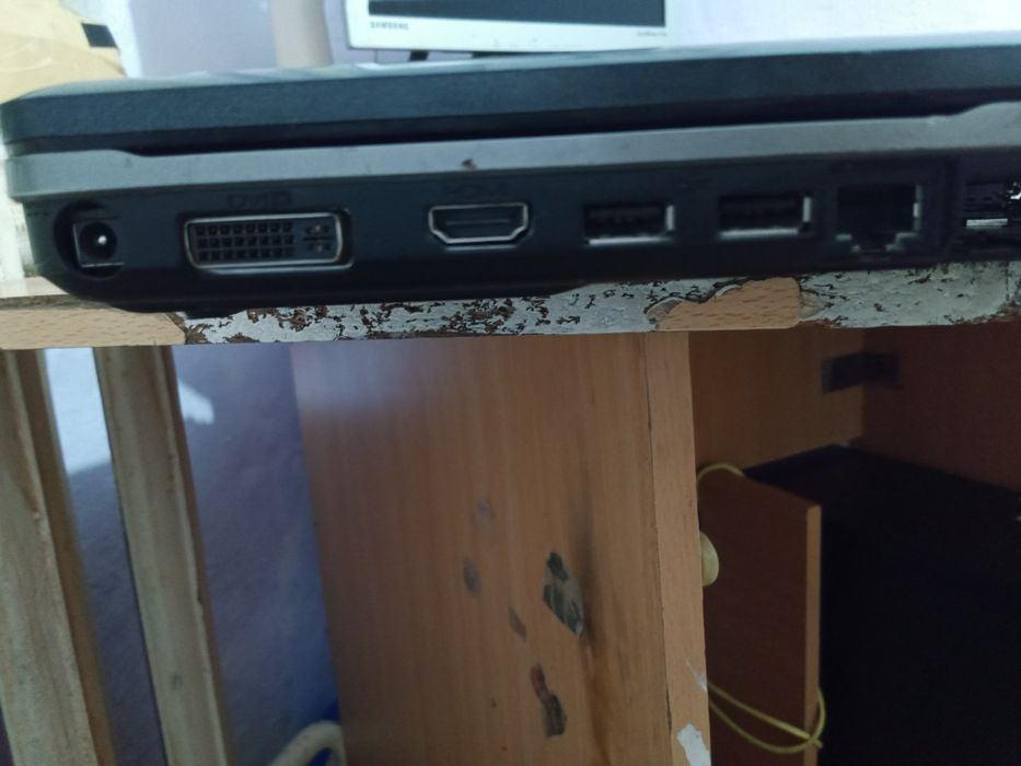 продам Packard bell б/у