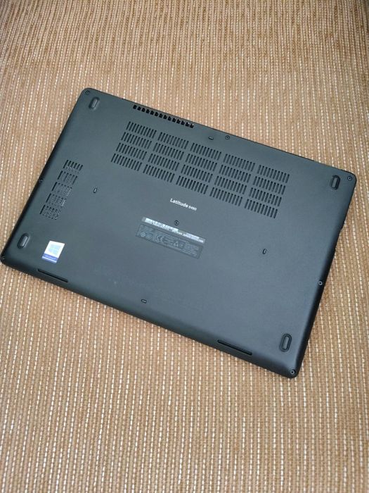 Ca Nou,Dell Latitude 14" Fhd Ips,Cpu i5 Gen8,Slot Sim 4G ,Ssd M2 128Gb,Ram 8Gb Ddr4