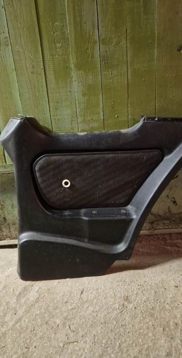 Дясна задна кора W123 CE