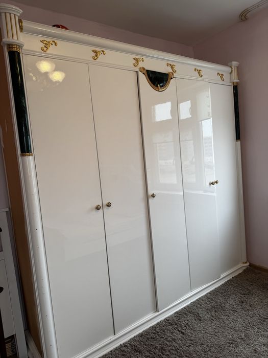 Срочно продам спальный