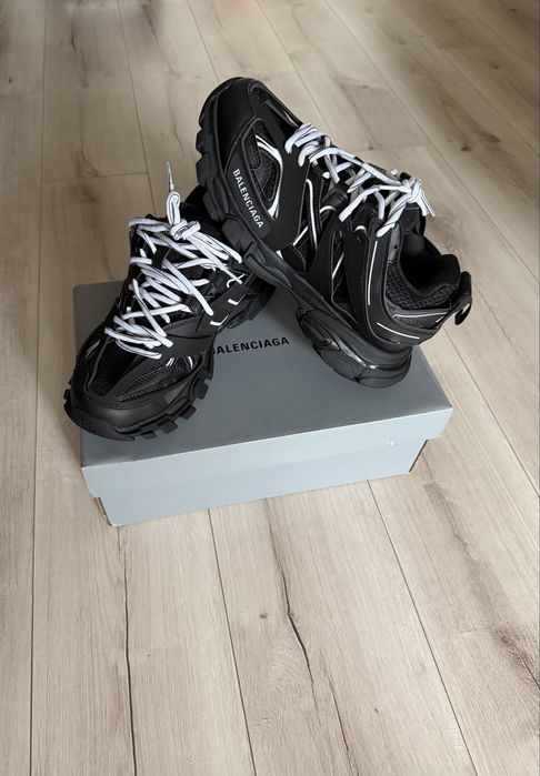 Balenciaga Track