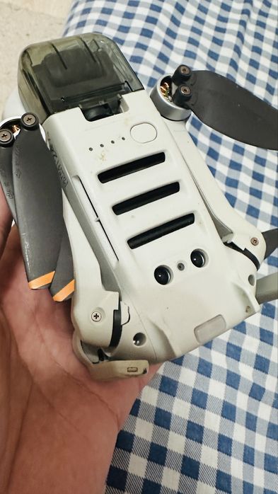 Продам дрон DJI Mini 2 Fly More Combo