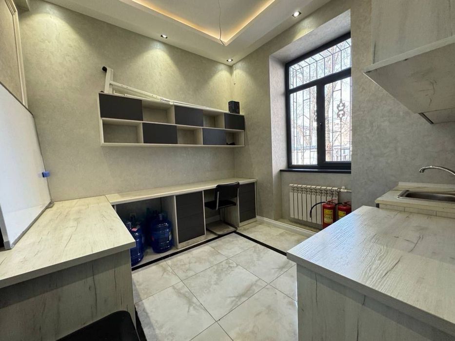 Аренда под офис 137м2 4 комната , С Мебелью! Яккасарай! 2600$