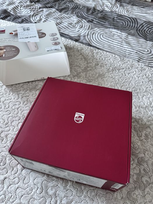 Epilator IPL Philips Lumea Seria 9900 BRI 977/00