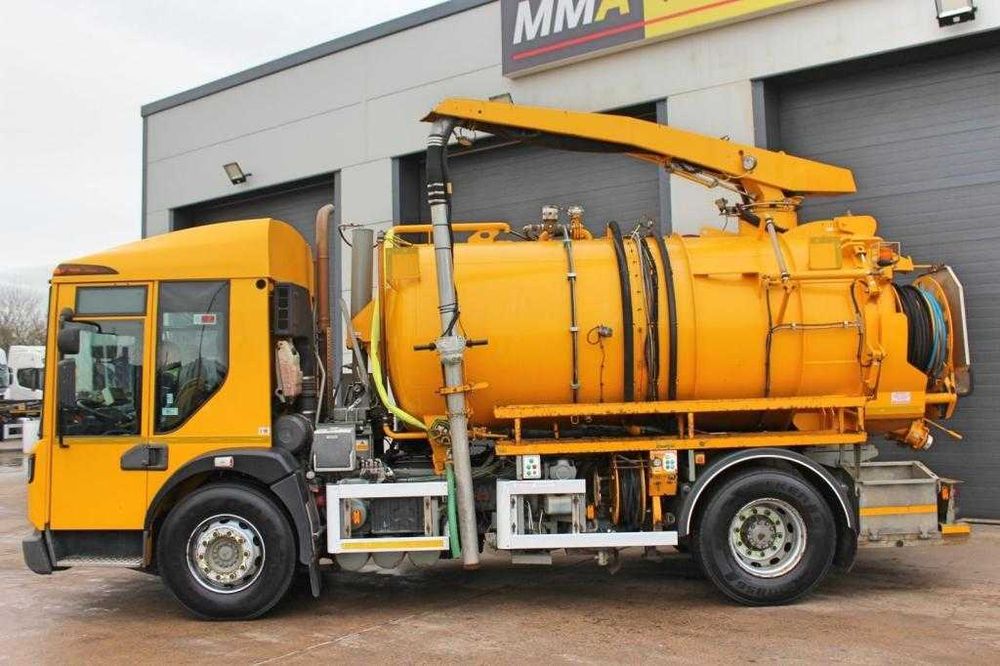 Autoutilitară Combinată Vidanjă + Womă DENNIS EAGLE ELITE 6 2018