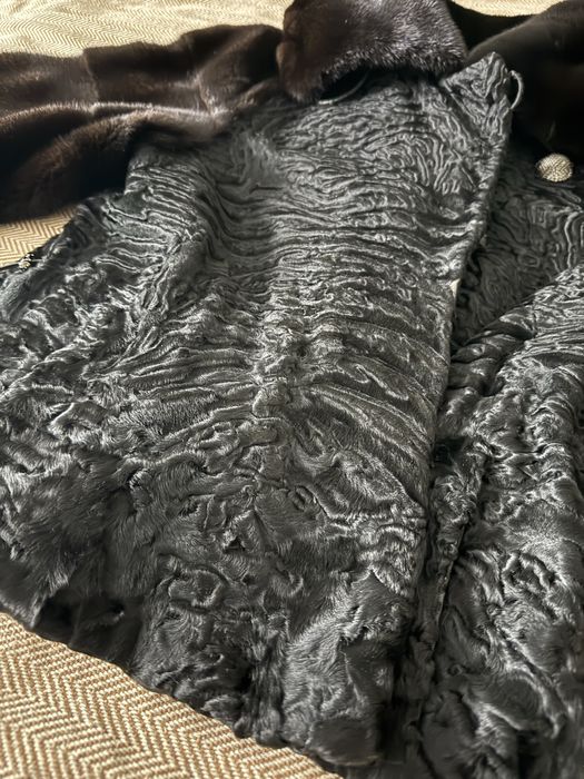 Шуба каракуль с норкой