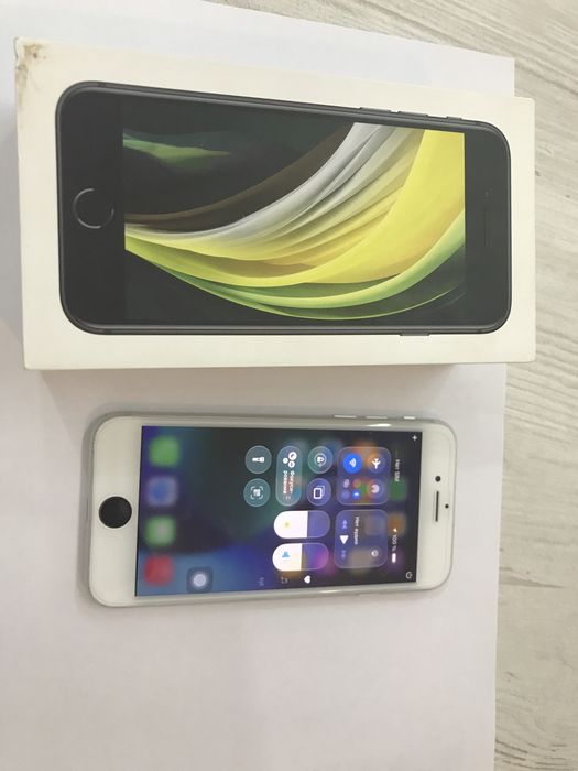 Iphone se 64gb akb100