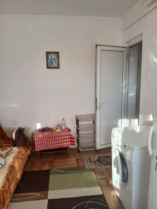 Închiriez apartament 2 camere Trivale