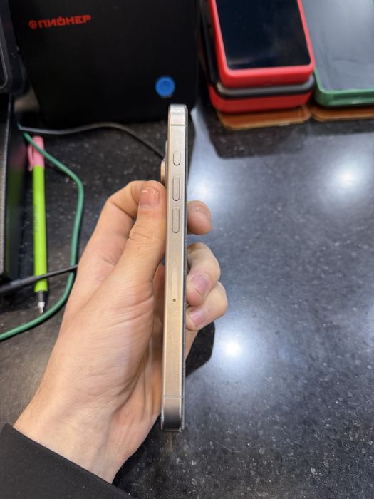 Продам 15 pro 256gb