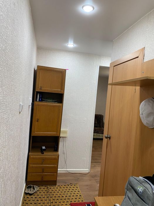 Продам 2 комнатную на цемпос.