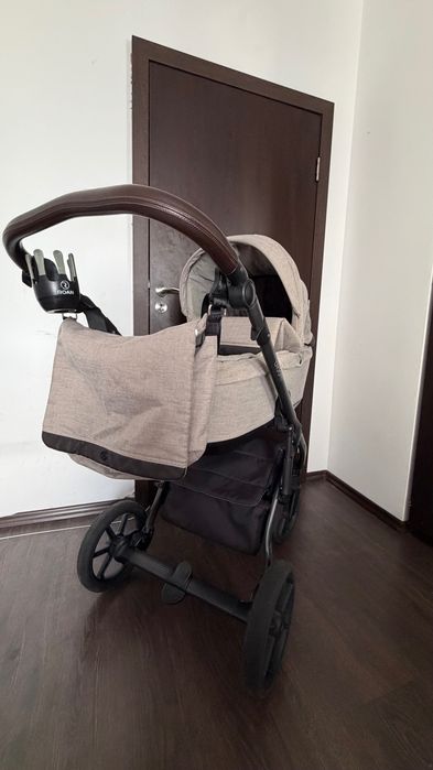 Бебешка количка 2 в 1 ROAN BLOOM IVORY
