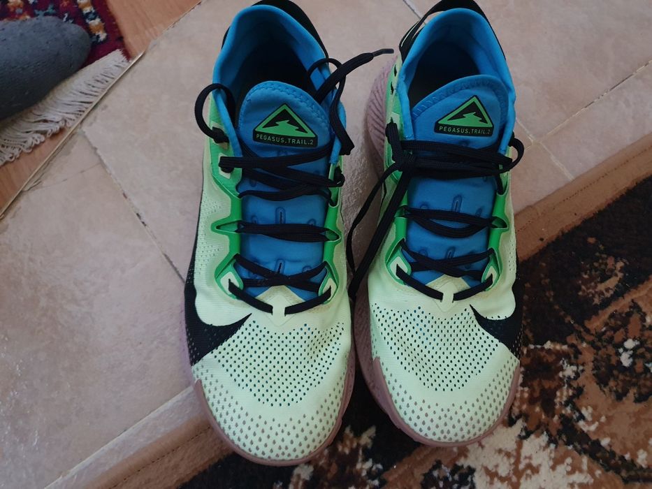 nike pegasus trail 2