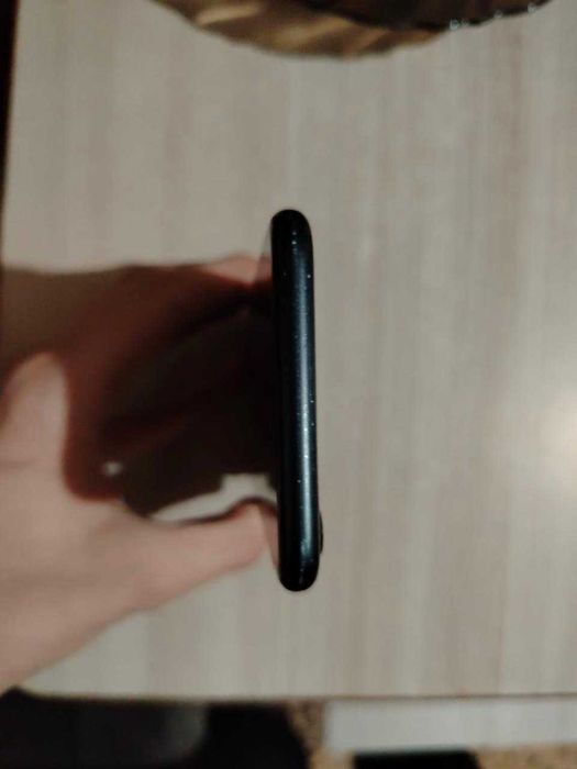 iPhone 7 с коробкой но без документов