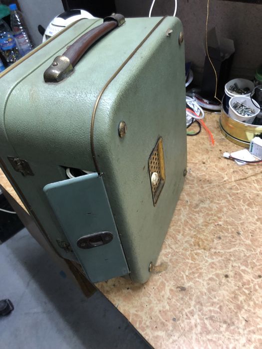 Ролков магнетофон “МАМБО”