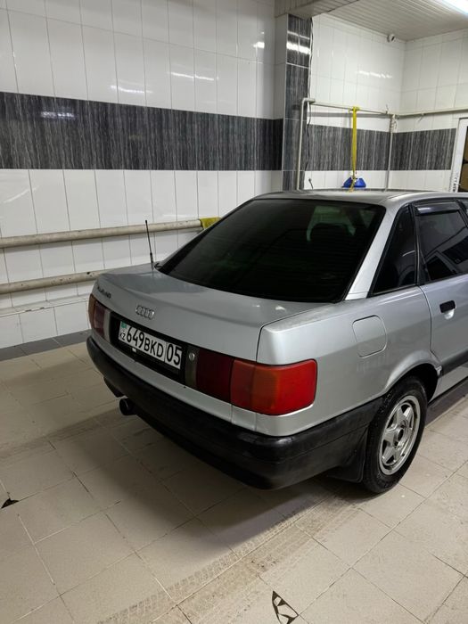 Продается ауди 80 б3