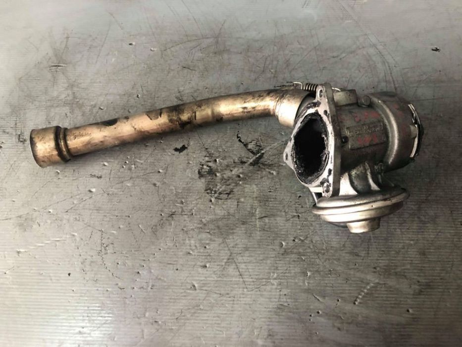 supapa egr  2.2 cdi mercedes c-class w203