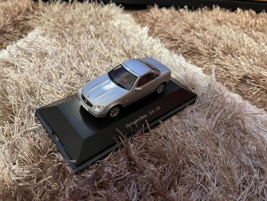 Mercedes-Benz SLK 230 Herpa 1:43