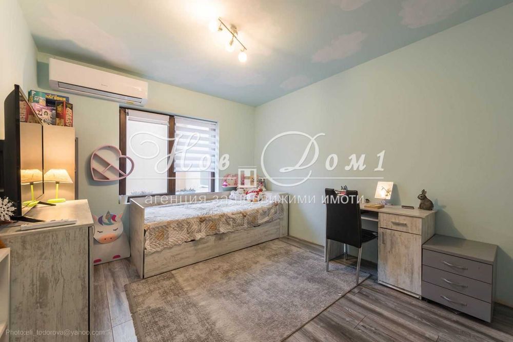 Продава се Тристаен апартамент в Варна, Победа - 140 кв.м за 2143 €/кв.м - Снимка #20