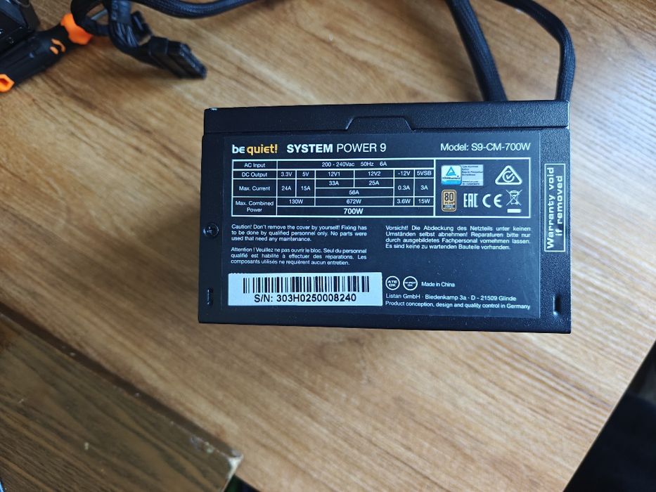 Продаю блок питания be quiet 700W