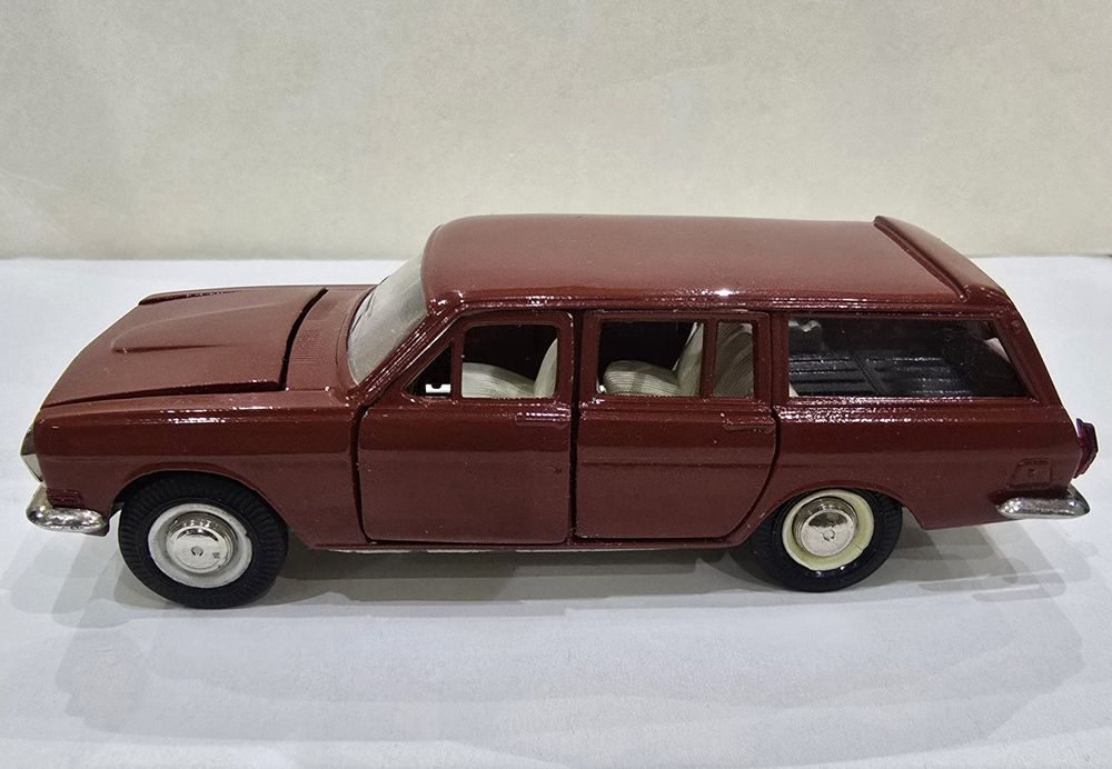 Продам модель авто газ-2402