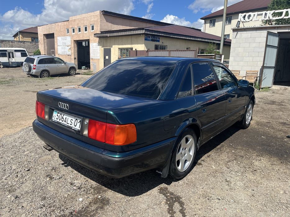 Продав ауди 100с4 1993г